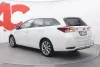 Toyota Auris Touring Sports 1,8 Hybrid Premium - PUOLINAHAT / 1-OMISTAJA / LOHKOLÄM. / NAVI / HUIPPUVARUSTELTU PREMIUM MALLI / UUDET KESÄRENKAAT Thumbnail 3