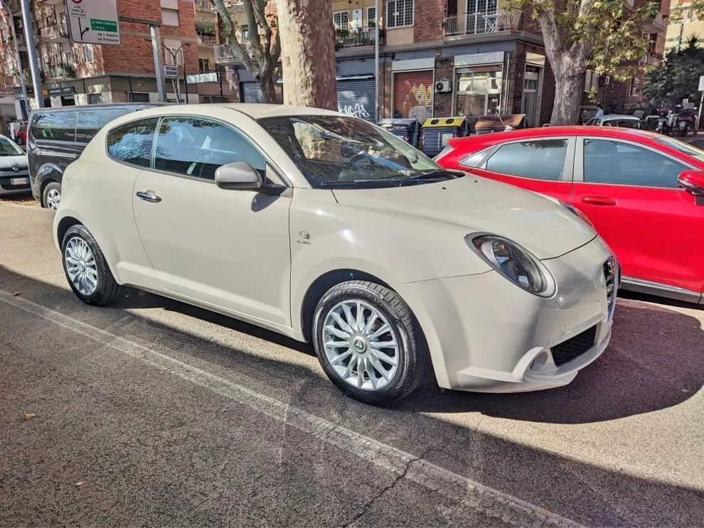 ALFA ROMEO MiTo Image 3